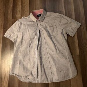 7 Diamonds Stretch Grey button down with red accents. Preppy Normcore L